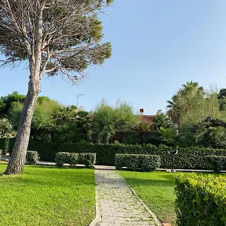 Azzurra * Cefalu